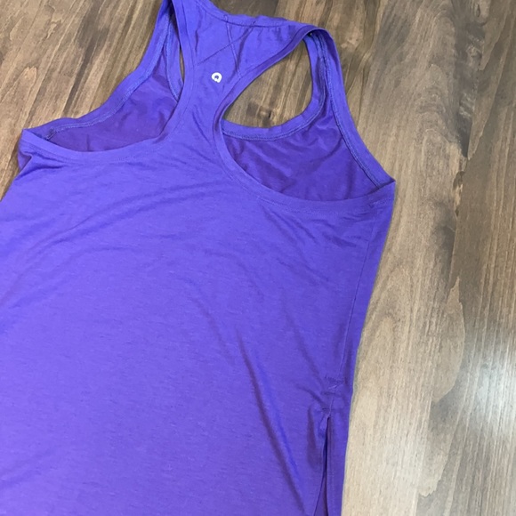 Hyba tank - longer cut with side slits - Picture 3 of 4